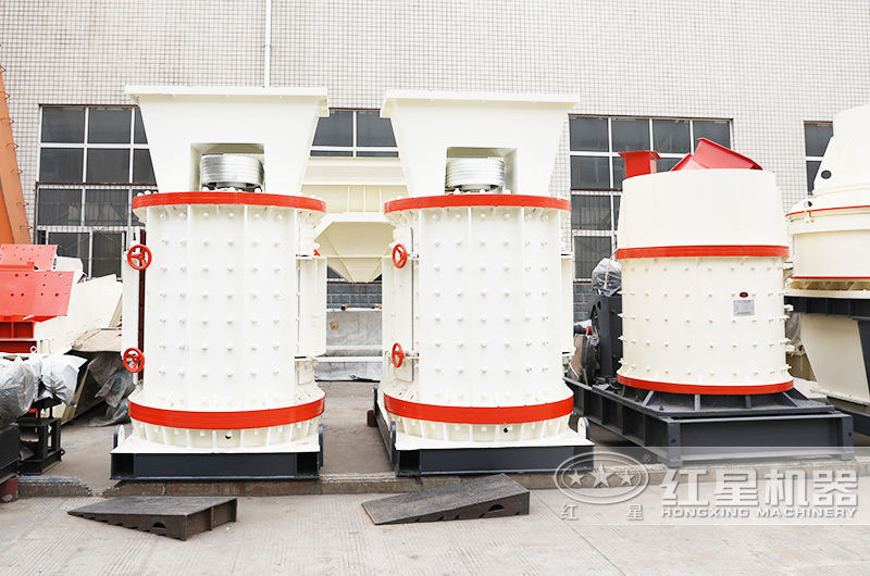 立式強(qiáng)力復(fù)合破碎機(jī) 立式強(qiáng)力復(fù)合破碎機(jī)