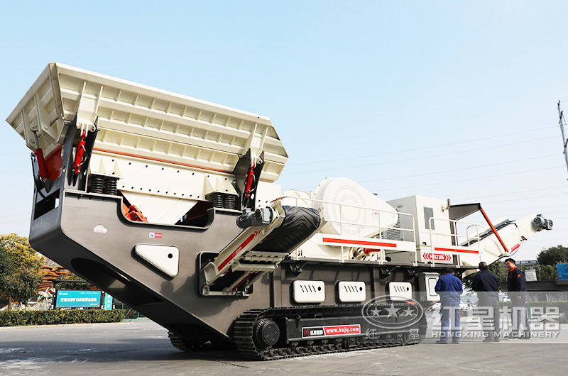 配顎破機(jī)的履帶車(chē)載一體機(jī)