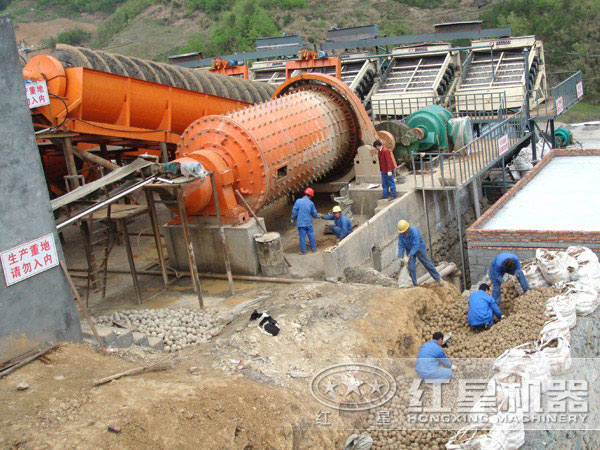 選銅生產(chǎn)線(xiàn)現(xiàn)場(chǎng) 選銅生產(chǎn)線(xiàn)現(xiàn)場(chǎng)