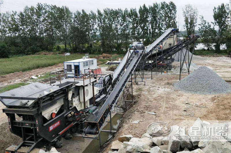 混凝土砂石破碎篩分機生產(chǎn)現(xiàn)場 混凝土砂石破碎篩分機生產(chǎn)現(xiàn)場