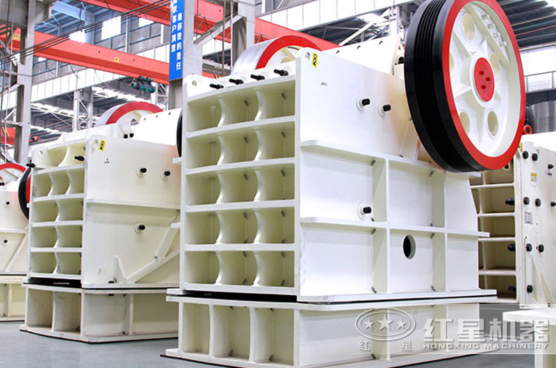 圖1:顎式破碎機 圖1:顎式破碎機