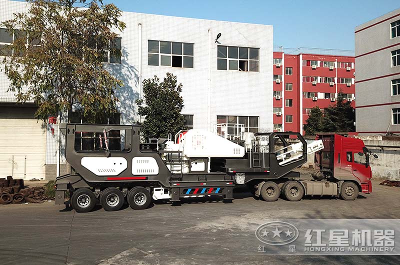 移動制砂機設(shè)備陸續(xù)發(fā)貨中 移動制砂機設(shè)備陸續(xù)發(fā)貨中