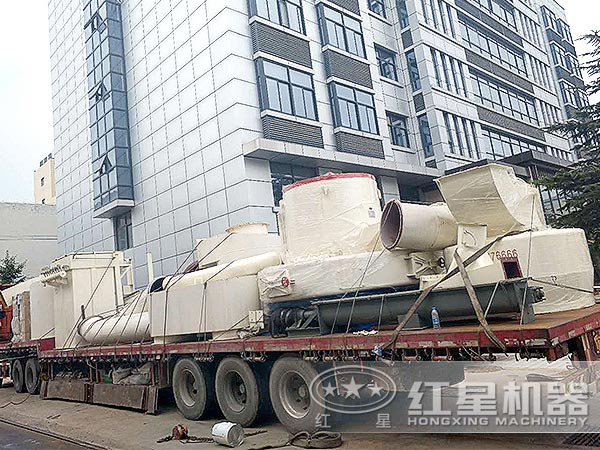 石墨粉生產(chǎn)線(xiàn)設(shè)備發(fā)貨