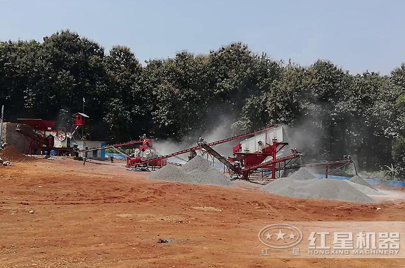 巖石破碎機生產線實拍圖 巖石破碎機生產線實拍圖