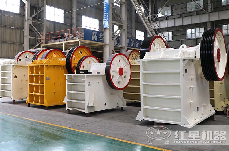 顎式破碎機(jī)用來粗碎加工石灰石 顎式破碎機(jī)用來粗碎加工石灰石