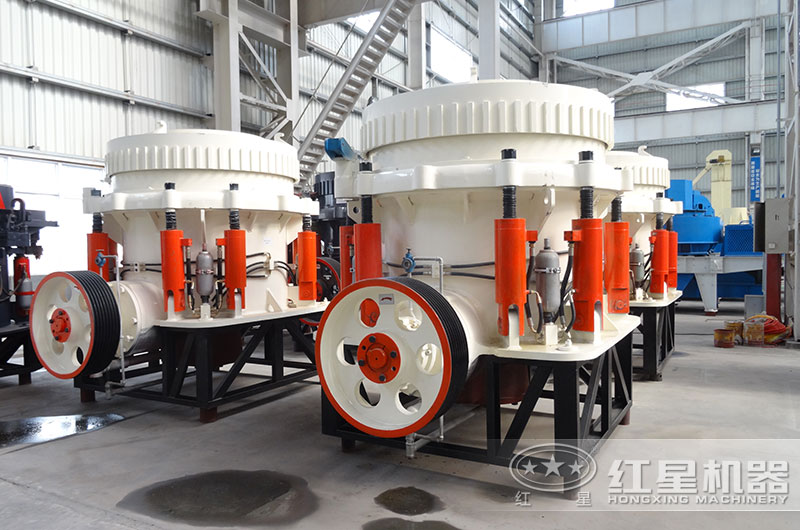 圓錐破碎機(jī)實(shí)拍圖 圓錐破碎機(jī)實(shí)拍圖