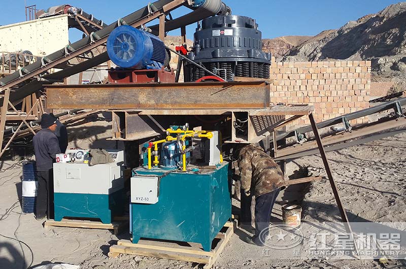 HP系列圓錐破碎機(jī)工作現(xiàn)場(chǎng)圖 HP系列圓錐破碎機(jī)工作現(xiàn)場(chǎng)圖