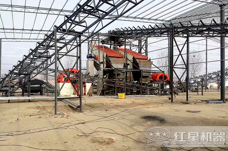 洗沙生產(chǎn)現(xiàn)場 洗沙生產(chǎn)現(xiàn)場