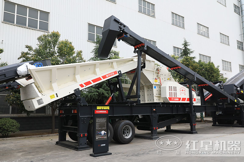 移動反擊式石子破碎機圖片、適用于軟料(青石) 移動反擊式石子破碎機圖片、適用于軟料(青石)