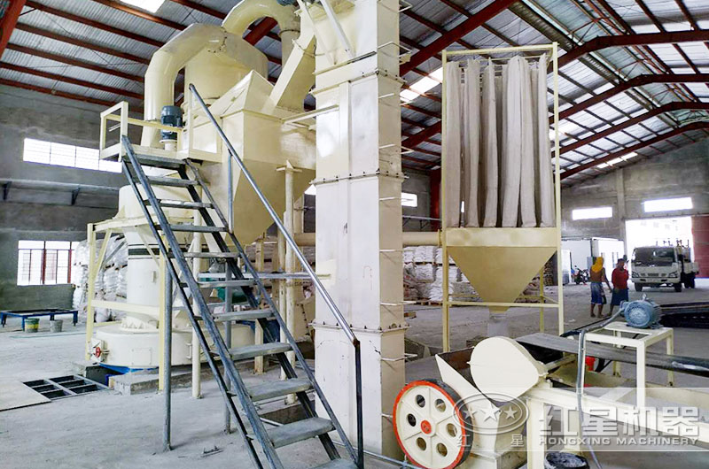 在建凹凸棒土磨粉生產(chǎn)線(xiàn)客戶(hù)現(xiàn)場(chǎng) 在建凹凸棒土磨粉生產(chǎn)線(xiàn)客戶(hù)現(xiàn)場(chǎng)