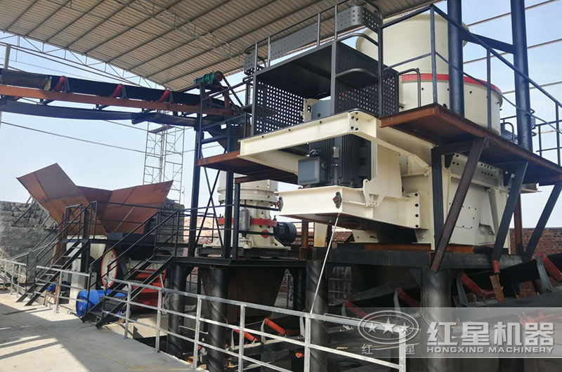 花崗巖制砂現場 花崗巖制砂現場